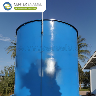 Tanques de almacenamiento de productos químicos: Acero soldado para materiales peligrosos