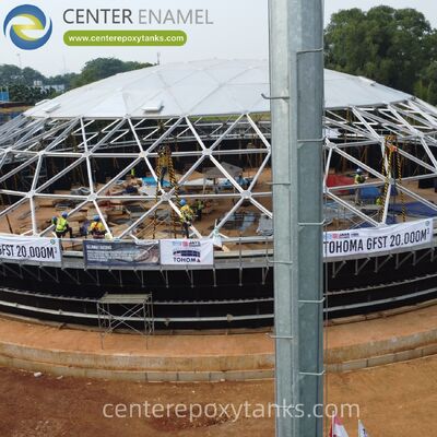 Techo de cúpula de aluminio para tanques de almacenamiento de productos petroquímicos de acero inoxidable soldados: ofrece una resistencia superior a la corrosión contra vapores químicos agresivos y entornos industriales