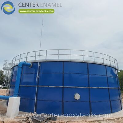Tanques de acero atornillado con unión epoxi como tanques de agua comerciales: ideal para la protección contra incendios y el uso de agua doméstica en complejos comerciales.